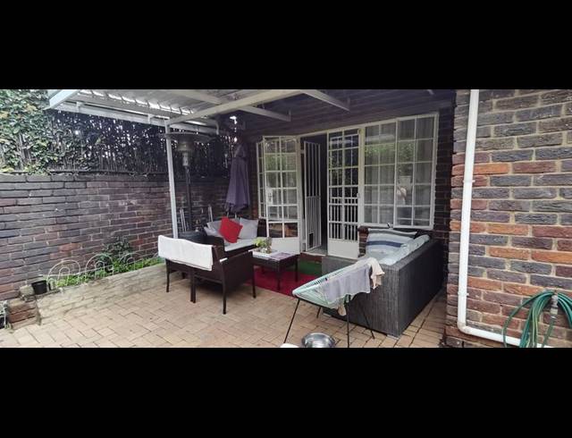 2 BEDROOM PROPERTY TO RENT IN RANDPARK RIDGE